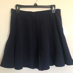 Blu Pepper pleated min skirt in Dark Blue Size L